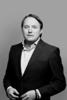 Geert-greyscaled-kleiner
